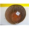 Image 2 : NATIVE CEDAR ROUND BASKET APPROX. 6"X9.5"X9.5"