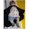 Image 2 : BUTTON DOLL