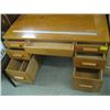 Image 2 : 7 DRAWER WOODEN STUDENT'S DESK