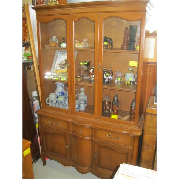 GLASS DOORED FRENCH PROVINCIAL LOOK CHINA CABINET