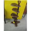 Image 1 : WOODEN PLANT STAND