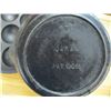 Image 2 : 2 CAST IRON PANS