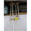 Image 3 : PAIR OF ALUMINUM CRUTCHES