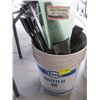 Image 1 : BUCKET OF NEW LAWN MOWER BLADES