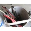Image 2 : BUCKET OF NEW LAWNMOWER BLADES
