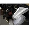 Image 2 : BUCKET OF MOWER BLADES