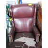 Image 1 : OLDER HIGHBACK EXECUTIVE OFFICE CHAIR