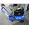 Image 2 : MASTERCRAFT 8 GALLON COMPRESSOR