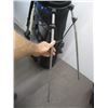 Image 2 : GOLF BAG WITH ASST. GOLF CLUBS