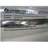 Image 2 : FLUORESCENT LIGHT FIXTURE