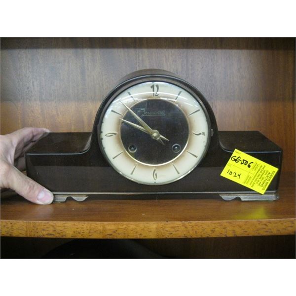 FORESTVILLE WOOD CASE MANTLE CLOCK