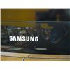 Image 2 : SAMSUNG FLATSCREEN 40" TV