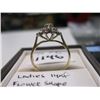 Image 2 : LADIES 14KT FLOWER SHAPE DIAMOND RING (MANY SMALL DIAMONDS) - SZ 5 3/4