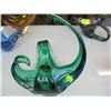 Image 2 : GREEN & BLUE ART GLASS DISH