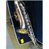 Image 2 : SAXOPHONE IN CASE WITH ACCESS.