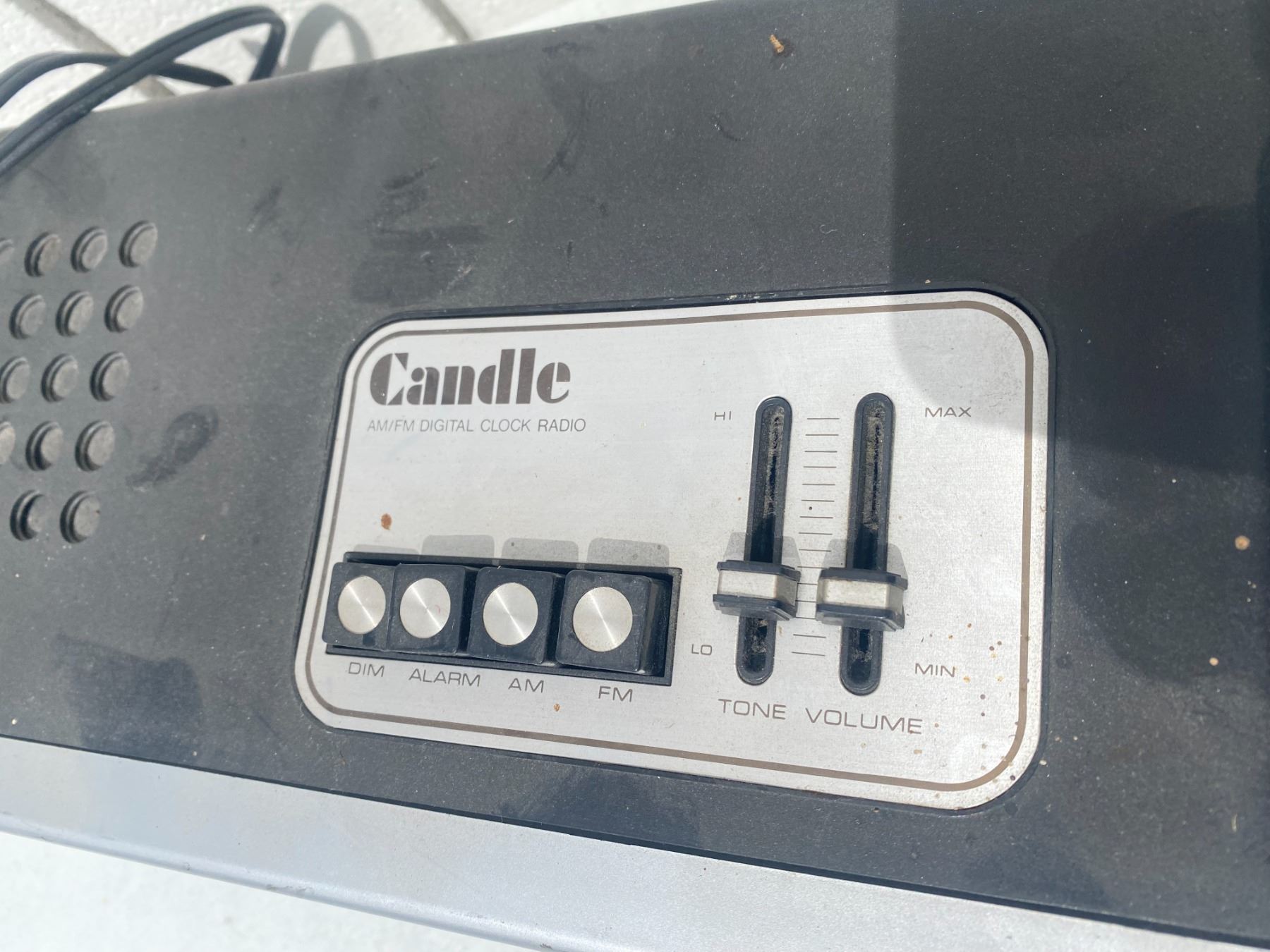 Candle am/fm digital clock radio