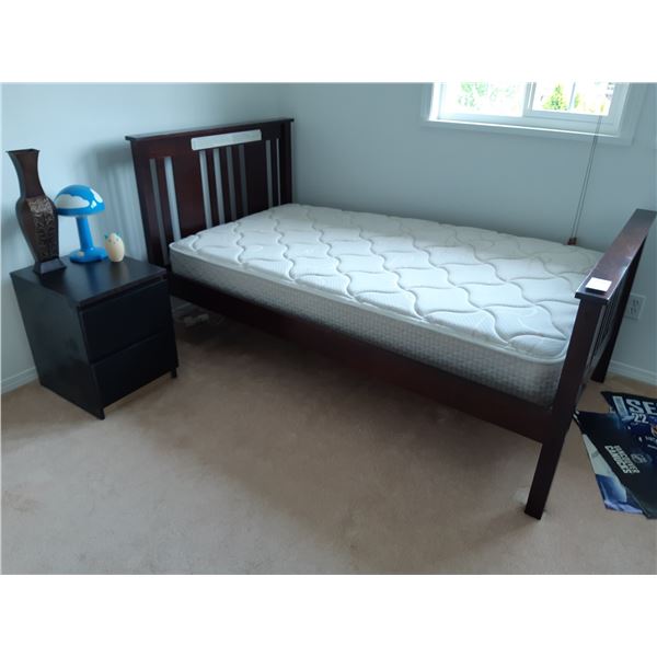 Single Bed Mattress & Night Stand C