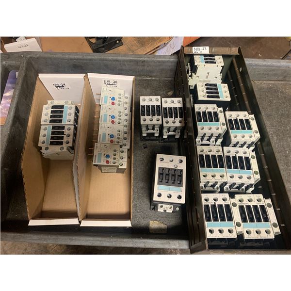 Lot of Siemens Contactors