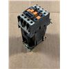 Image 2 : Lot of (32) Telemecanique #CA3DN31 Contactors