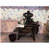 Image 2 : Black Cast Iron Doll Stove 1930-1950