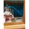 Image 2 : French Elegance Victorian Days - Peacock