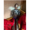Image 4 : Six Million Dollar Man - 3 Dolls & Bed + Decorations