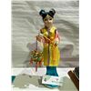 Image 4 : Day in the Orient - 4 Japanese Dolls