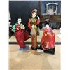 2 Asian Dolls in Traditional Attire