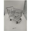 Image 2 : Miniature Shopping Cart