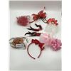 Image 1 : 6 x Hair and Hat Accessories, 1 Pair Costume Earring