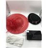 Image 1 : 2 Hats 2 ,Pairs Of Gloves,  Evening Bag