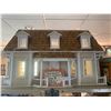 Image 1 : Newbury Dollhouse