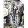 Image 4 : Adult Halloween costumes, Beetlejuice and prisioner
