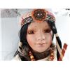 Image 2 : 29" Aboriginal woman doll w/ accessories "Saqui"