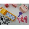 Image 4 : Barbie accessory lot