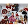 Image 2 : Blinking dolls 19 pcs and accessories