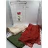 Image 1 : Heritage Lace tablecloths, made in the USA, 4 pcs