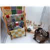 Image 2 : Dollhouse quilt rack, wicker chair and clothes line