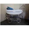 Image 1 : Vintage doll pram