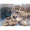 Image 2 : Doll wicker furniture lot, 12 pcs