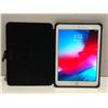 Image 2 : Apple iPad 6th generation 32GB w/ case