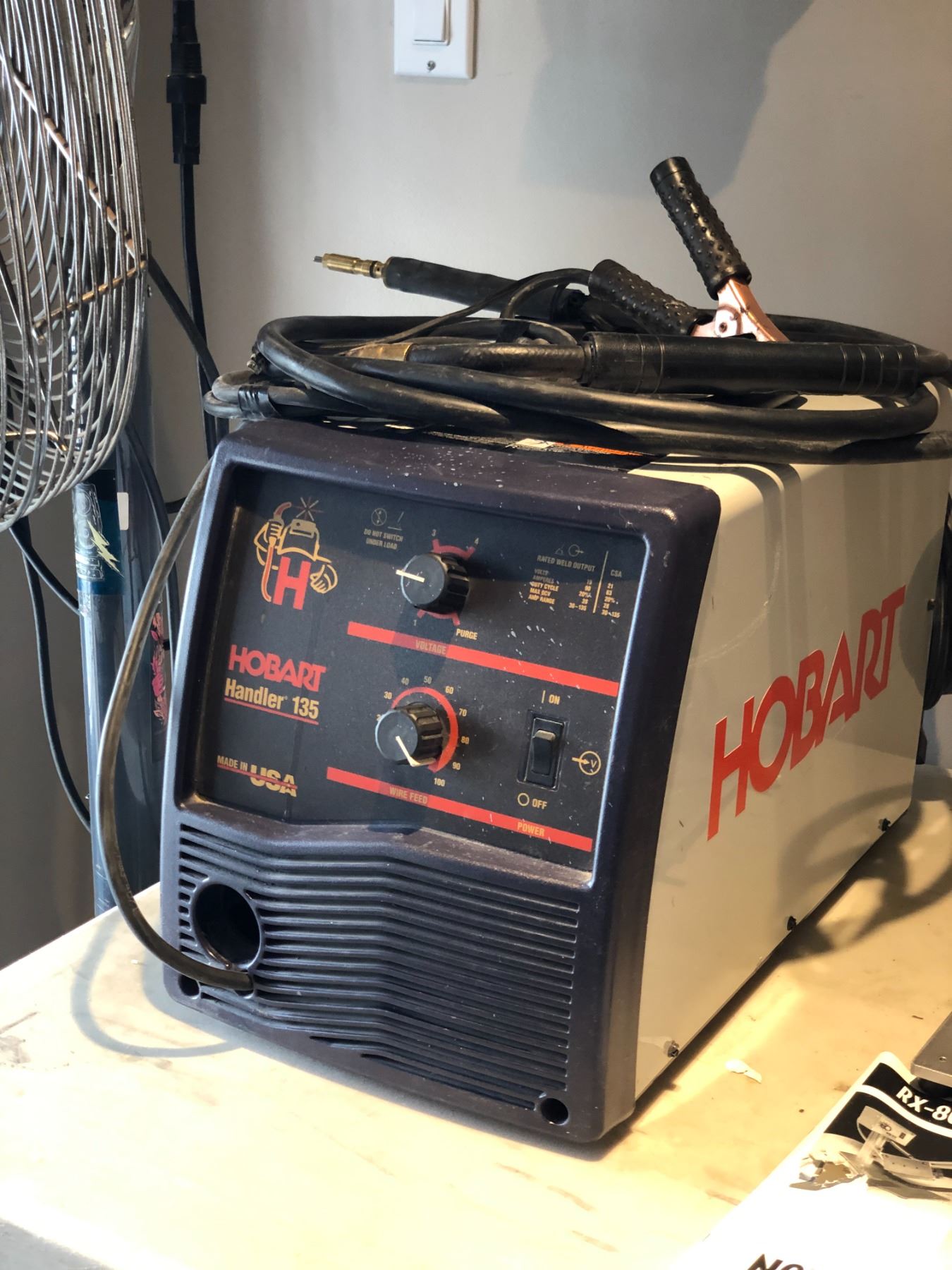 Hobart Handler 135 Wire Feed Mig Welder w/ H10 Gun