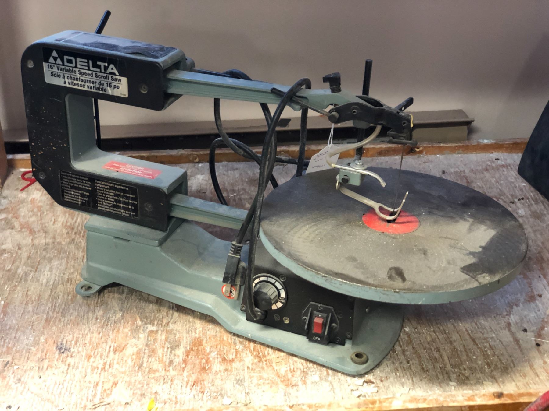 Delta 16in variable speed scroll saw