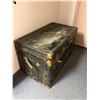 Image 2 : Vintage steamer trunk