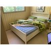 Image 4 : Double Bed (Mattress, Bed frame, Headboard, Bedding))