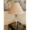 Image 1 : 2 Matching Table Lamps