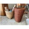 Image 1 : 2 Wicker Baskets & Liners