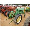 Image 3 : JOHN DEERE 40-S Farm Tractor