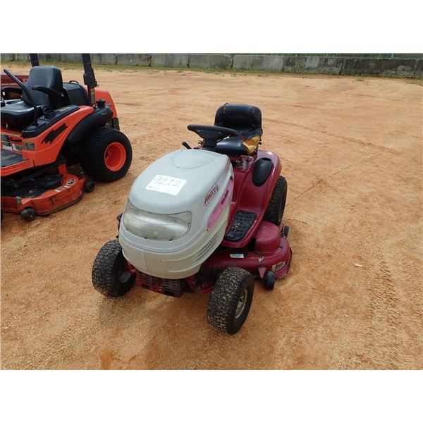 WHITE LT950H HYDRO Lawn Mower
