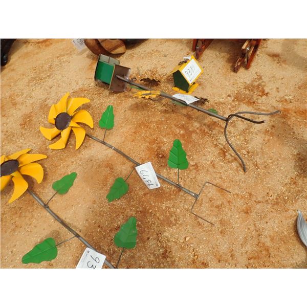 METAL SUNFLOWER WINDMILL (C6)
